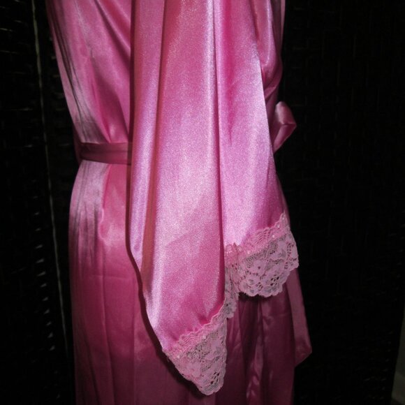 Linea Donatella Lacy Greer Solid Satin Robe Rose Brumeux NWT Sz S/M - Picture 9 of 9